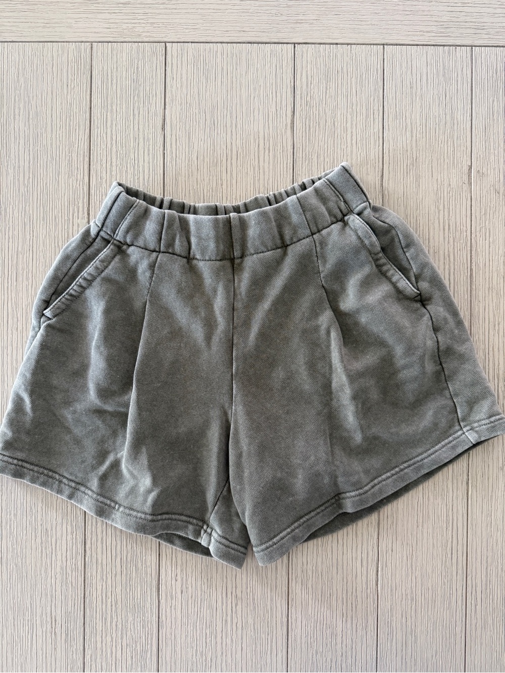 aerie Washed Gray Elastic-Waist Athletic Shorts